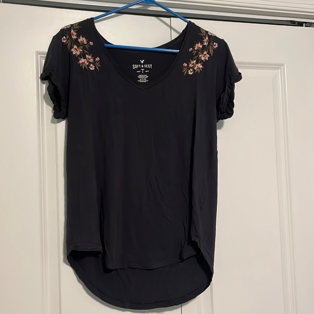 American Eagle soft and sexy tee